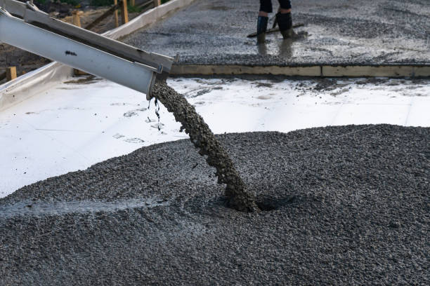 Best Affordable Concrete Contractor  in Mooreville, MS